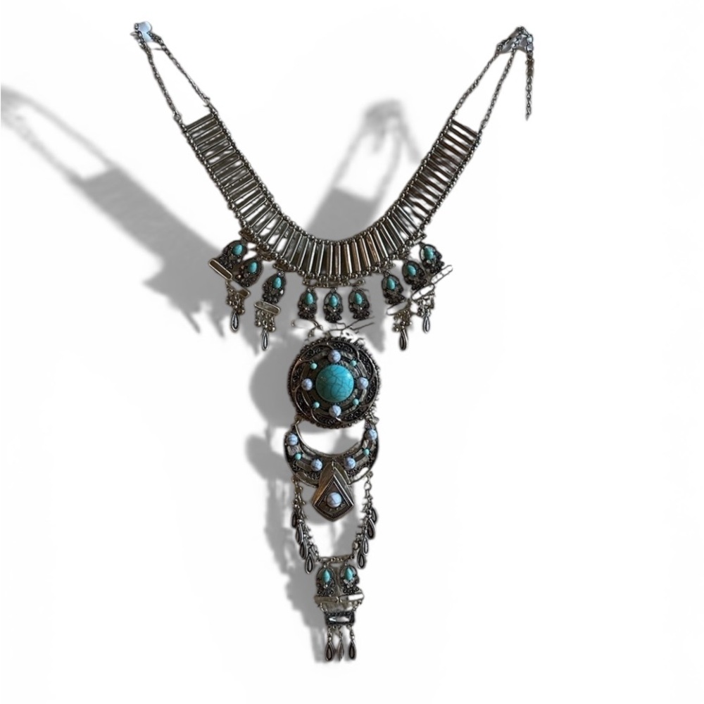Turquoise and Silver Native American Necklace NWOT